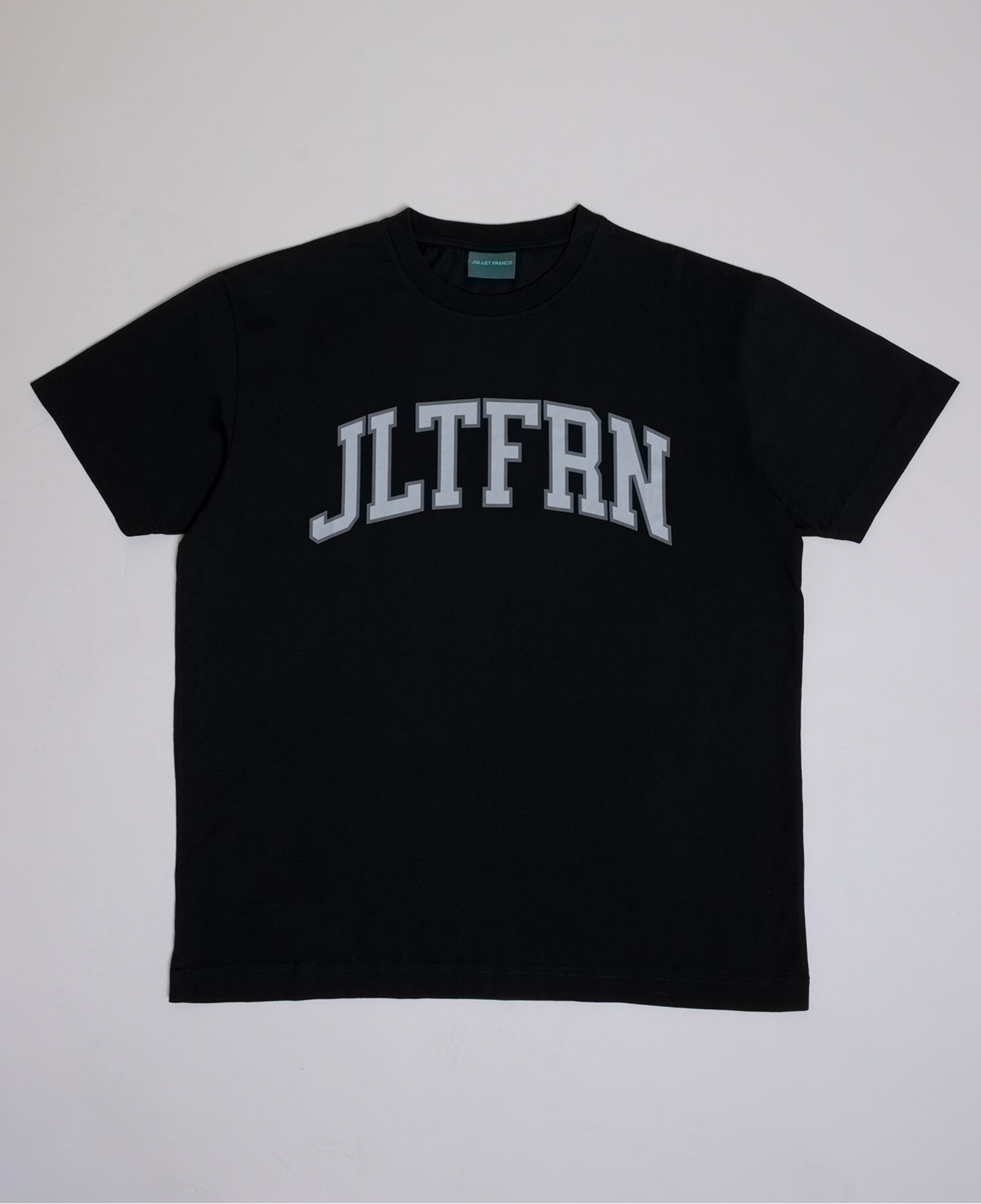 L’ESSENCE JLTFRN